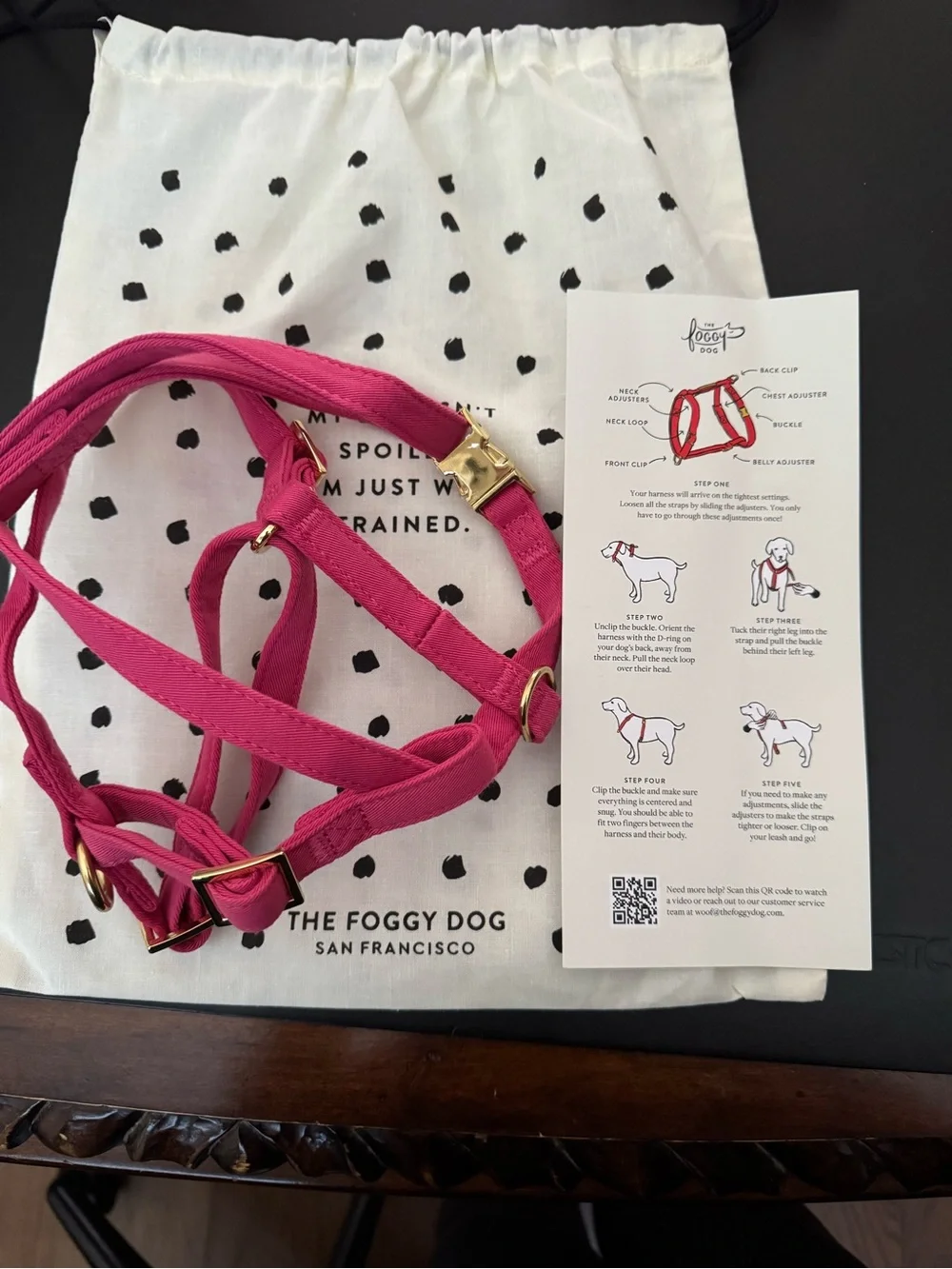 The Foggy Dog Fuchsia Adjustable No-Pull Harness with Gold Hardware NWOT